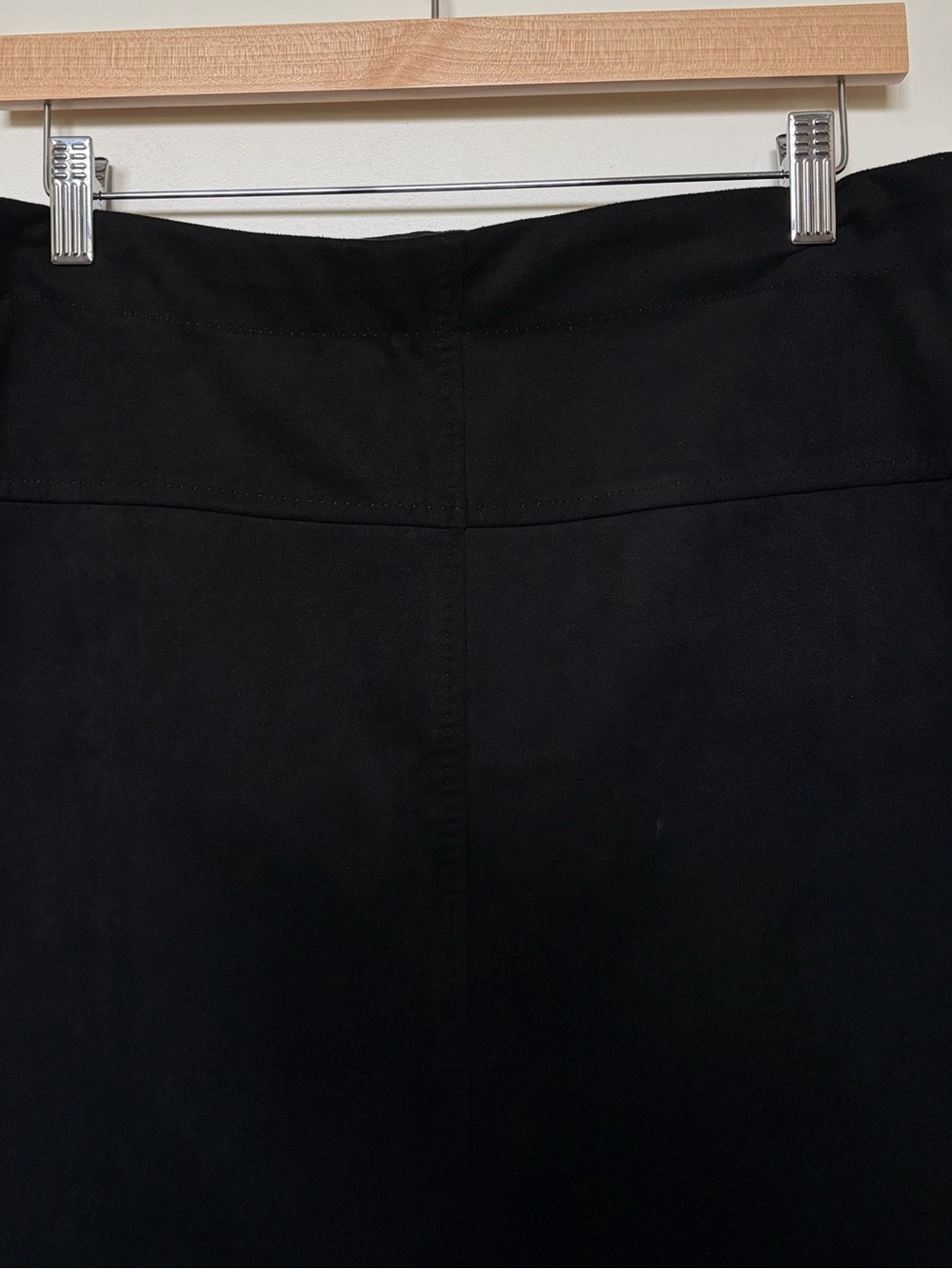 MAX STUDIO- Black A-Line Suede like Womens Mini Skirt - Picture 4 of 4